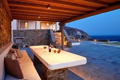 Elia White Residence 0*, Ελιά