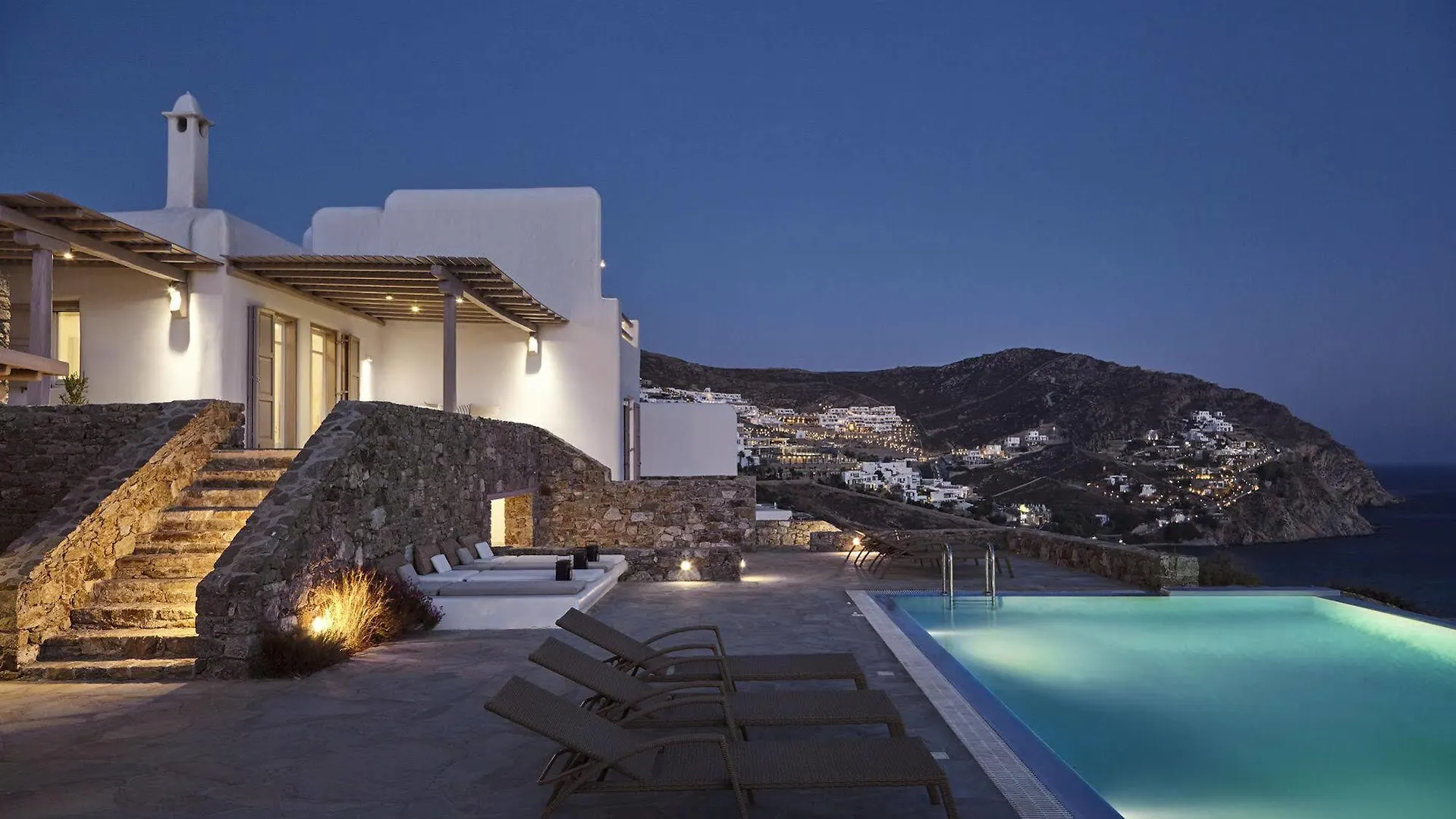 Βίλα Elia White Residence